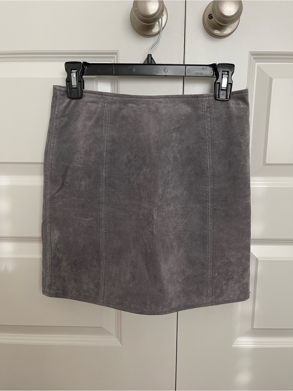 Blank NYC Gray Suede Mini Skirt
